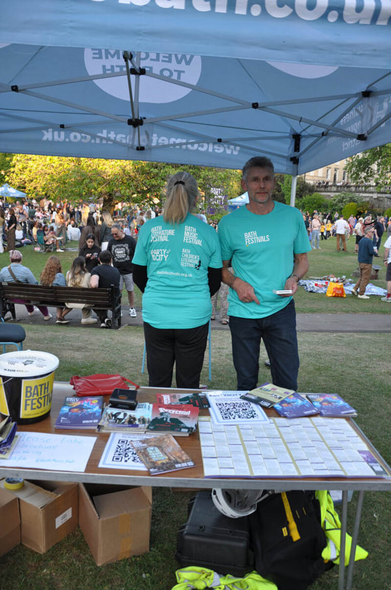Party in the City - volunteers wearing t-shirt